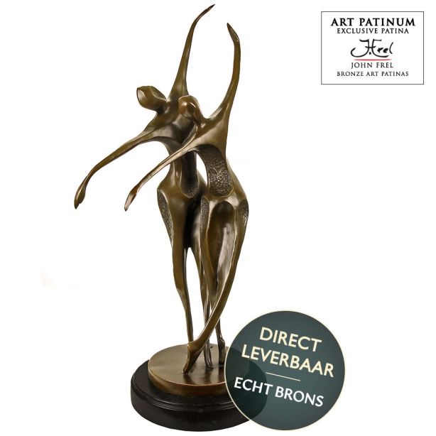 Bronzen beeld man en vrouw in danshouding titel Love Dance