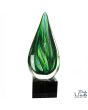 Glassculptuur Vlam groen op sokkel Unica