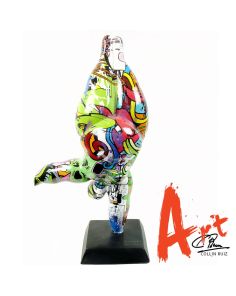 Balancing Act Dikke dame Graffity beeld dike dame beeld